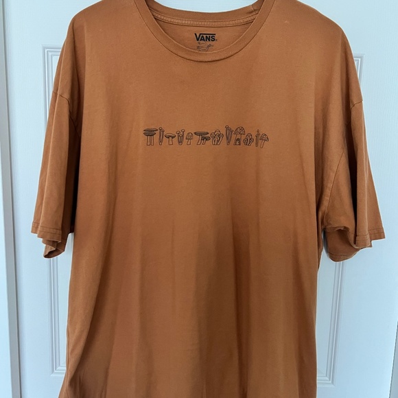 VANS Mollusk T-Shirt - Picture 1 of 3